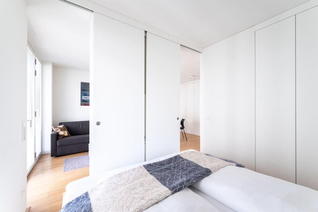 Smart Studio With Terrace By Hm Vienna Luaran gambar